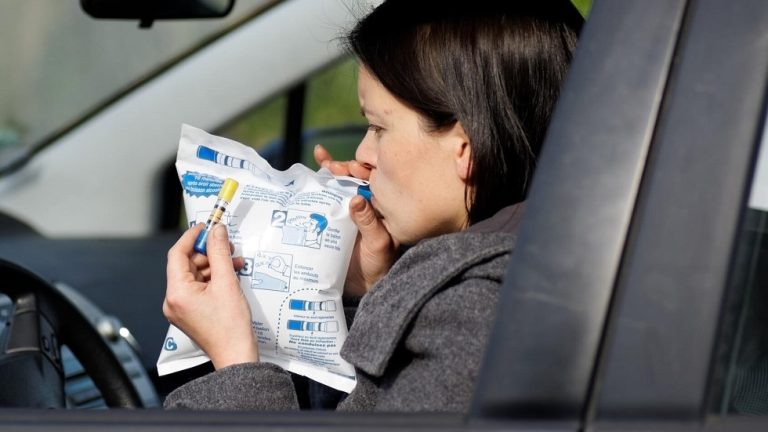 gardez des ethylotests dans votre voiture pour une conduite responsable et prudente